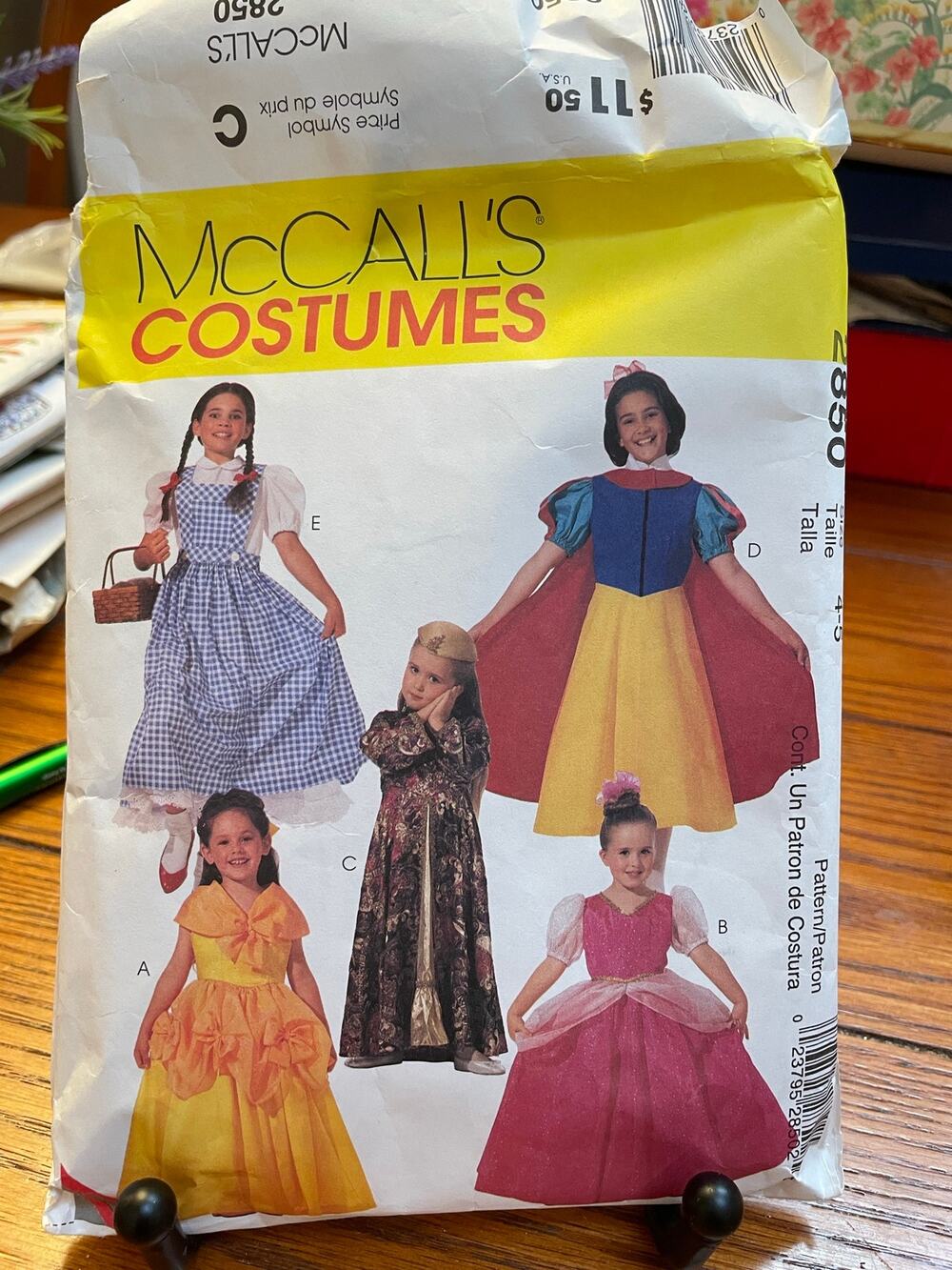 McCall’s 2850 Children’s Fairytale Costume Pattern Snow White Dorothy vintage